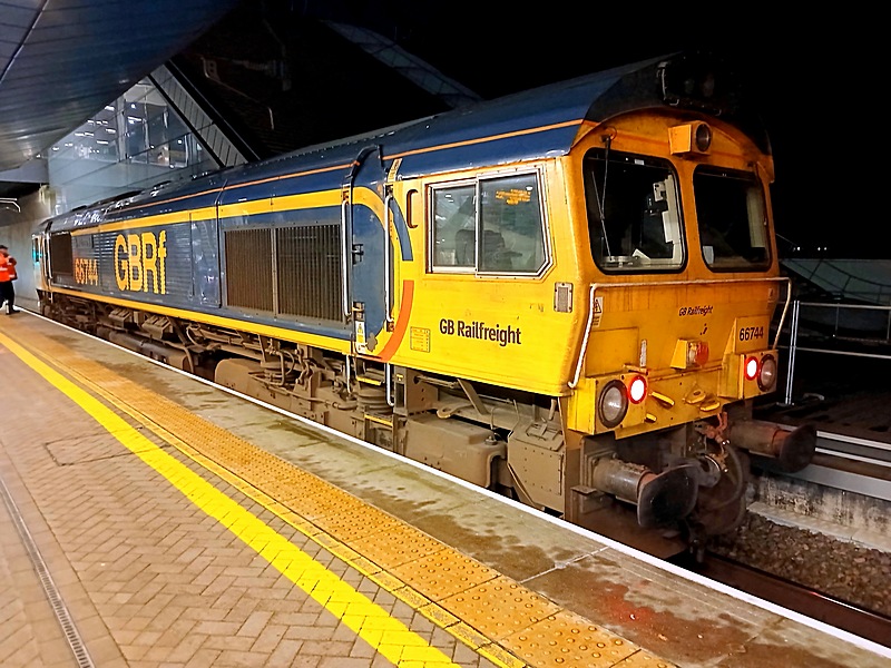 [wnxx] Pictures - 66744 Reading 120125